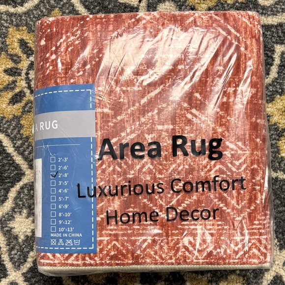 Luxurious Comfort Area Rug - Red - Picture 2 of 5